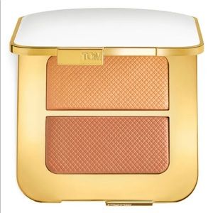 Tom Ford Highlighter Duo Reflects Guilt